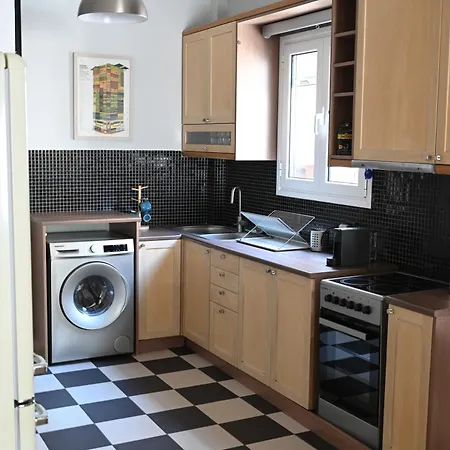 Stylish And Spacious Apartment In Cool Area Athene Buitenkant foto
